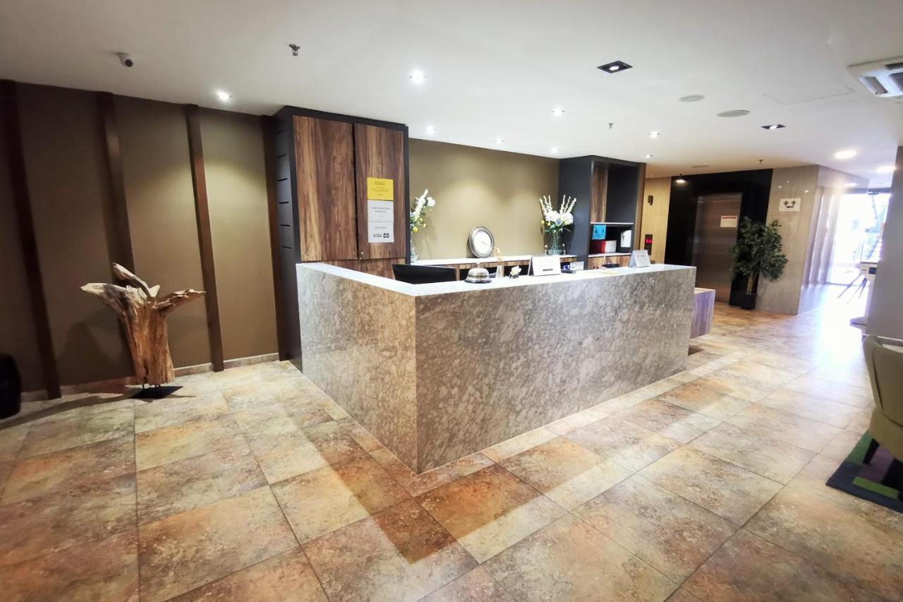 B.Suites 21 Kota Kinabalu Exteriér fotografie